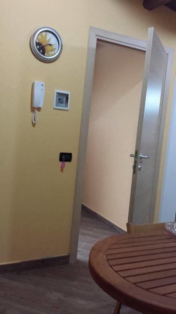 Zu Pippinu Castellammare del Golfo Exterior foto